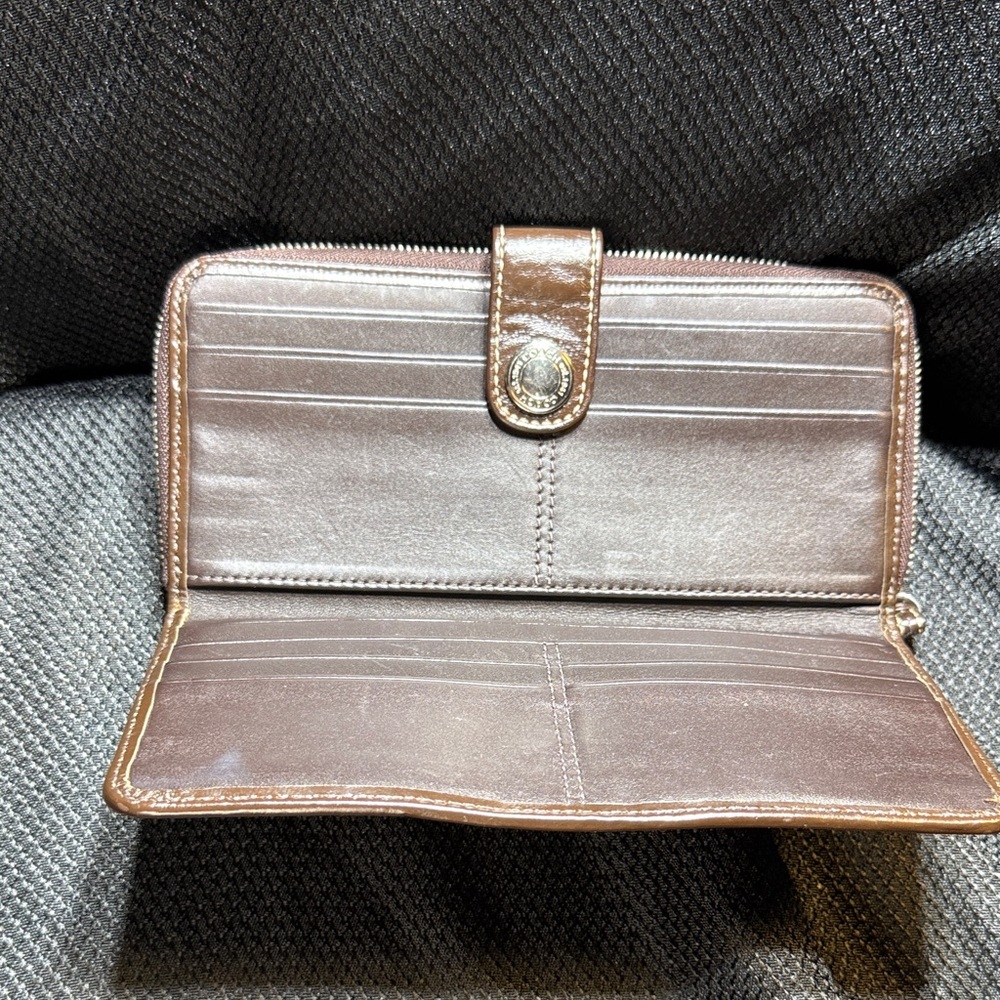 Coach monogram  Brown and Tan bifold Zip Wallet - Picture 14 of 16